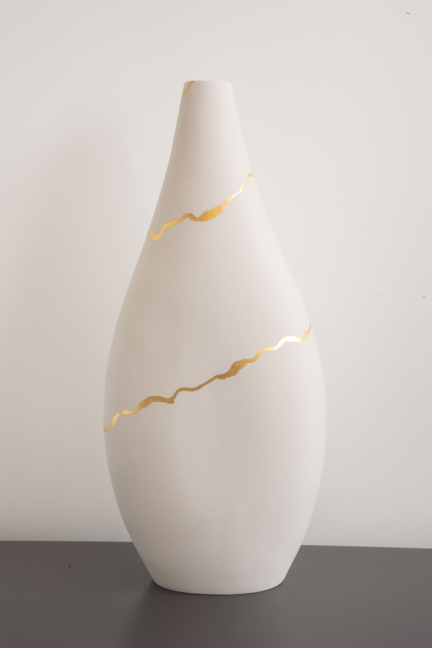 Vesna-Garic-Vase UL Fêlure-Porcelaine-Or